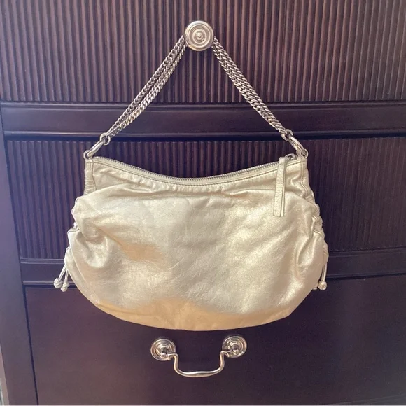 Vtg Banana Republic Gold Leather, bag with shoulder chain - Picture 3 of 15